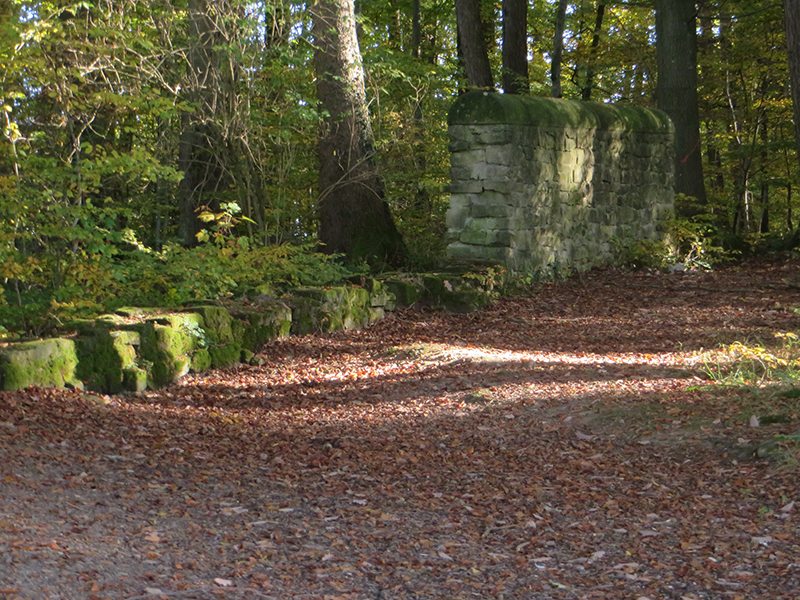 Die Langmauer am Römerpfad beschützte einst ein riesiges Stück Ackerland